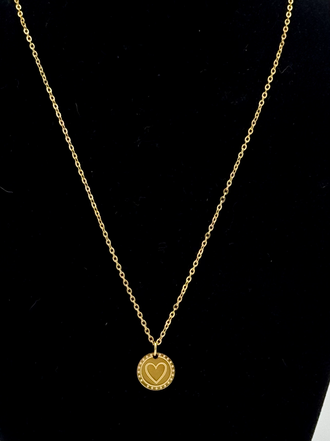 18K Gold PVD Coated Loop/Cable Chain Necklace with Engraved Heart