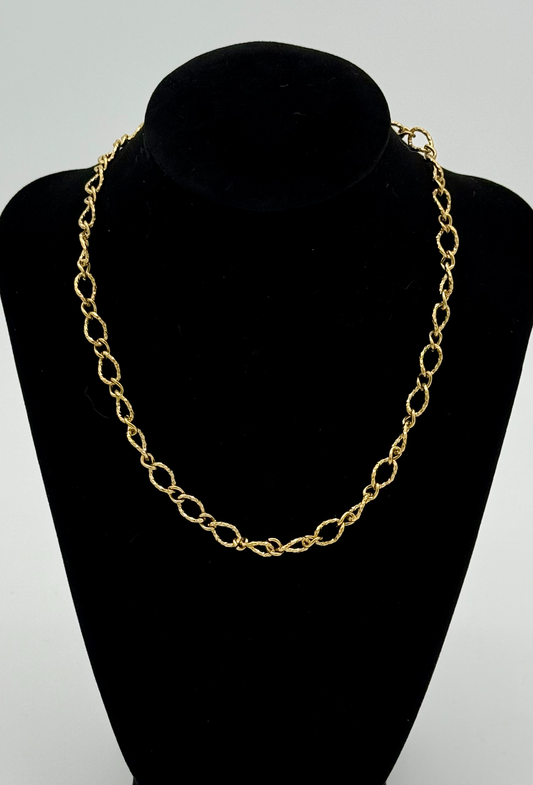 18K PVD Stainless Steel Hammered Oval Chain Necklace