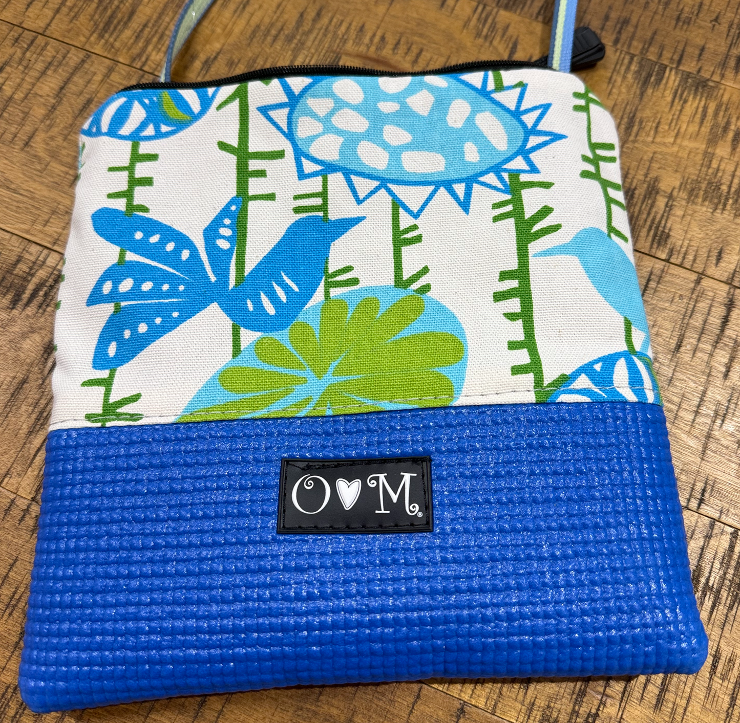 Yoga Crossbody