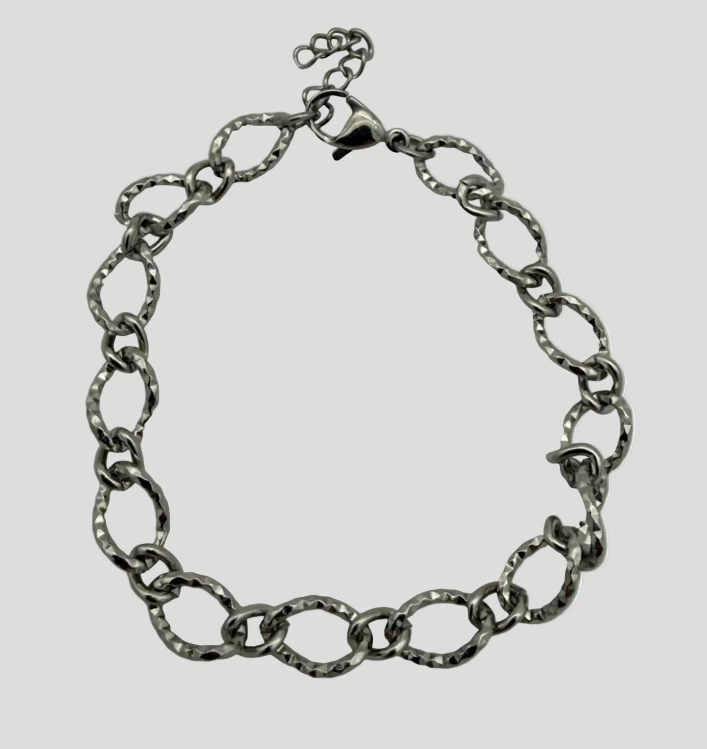 18K PVD Stainless Steel Hammered Oval Chain Bracelet